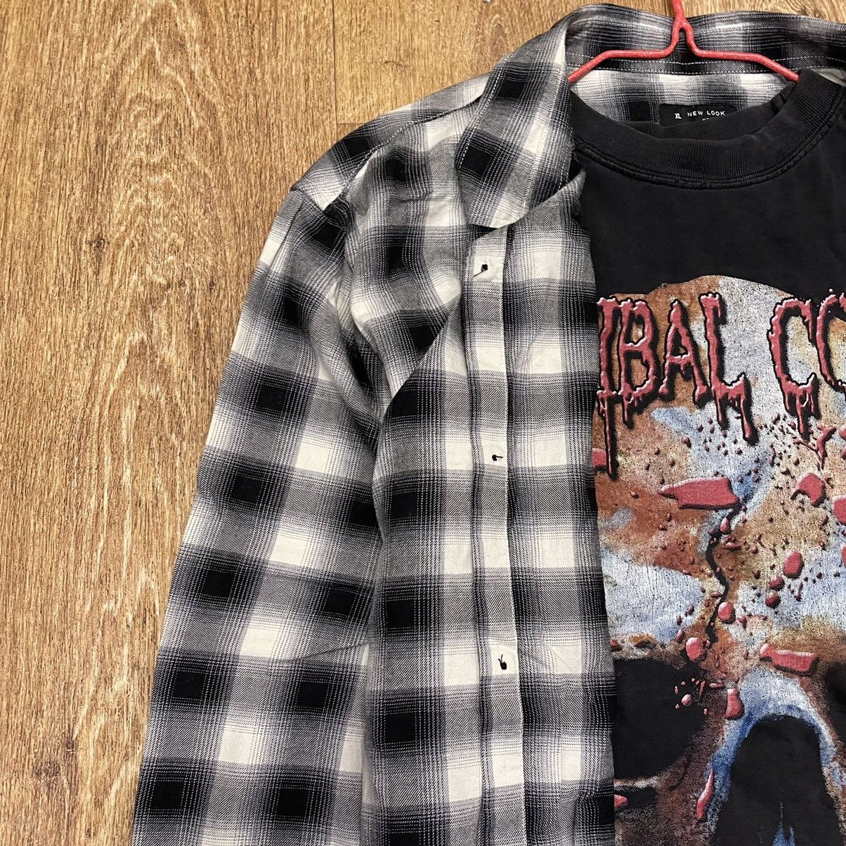 Vintage Vintage 90s Black Plaid Shirt Oversized Grunge Skate Logo XL Size US XL / EU 56 / 4 - 5 Thumbnail