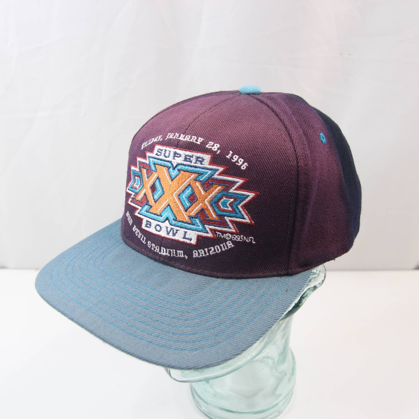 NFL × Vintage Vintage Super Bowl XXX Split Sun Faded Snapback Size ONE SIZE - 1 Thumbnail