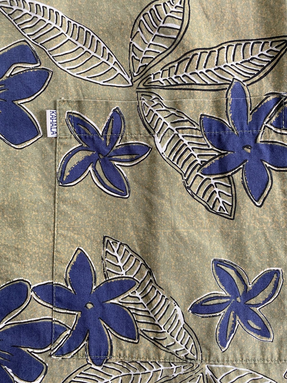 Vintage Vintage 80s Kahala Flowers All Over Hawaiian Shirt Button Up Size US M / EU 48-50 / 2 - 5 Thumbnail