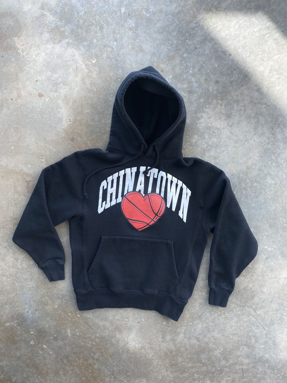 Chinatown Market Valentines Day Arc Heart Basketball Hoodie
