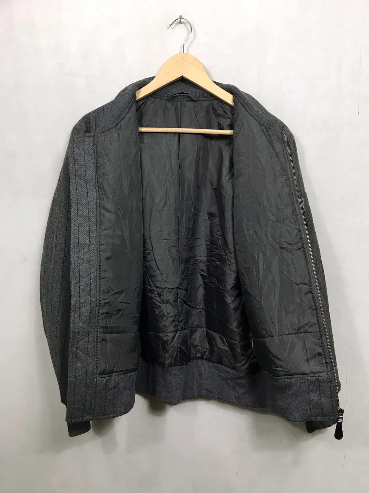 Japanese Brand 🔊🔥FINAL DROP🔥GU BOMBER MA-1 JACKET MADE IN JAPAN Size US M / EU 48-50 / 2 - 6 Thumbnail