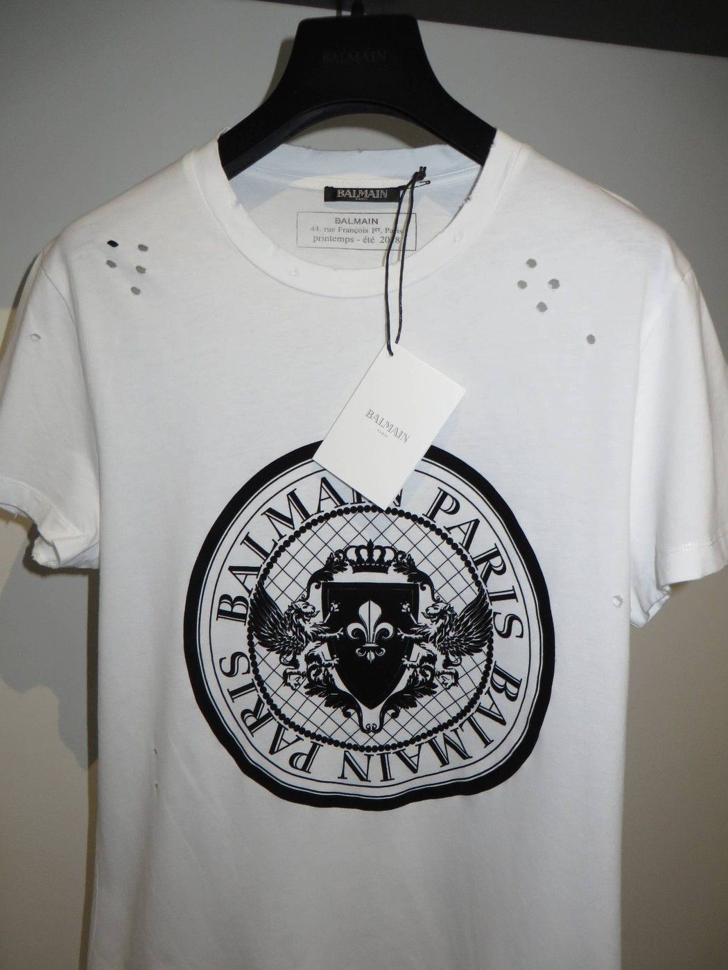 Balmain Logo flock print destroyed t-shirt Size US XS / EU 42 / 0 - 6 Thumbnail