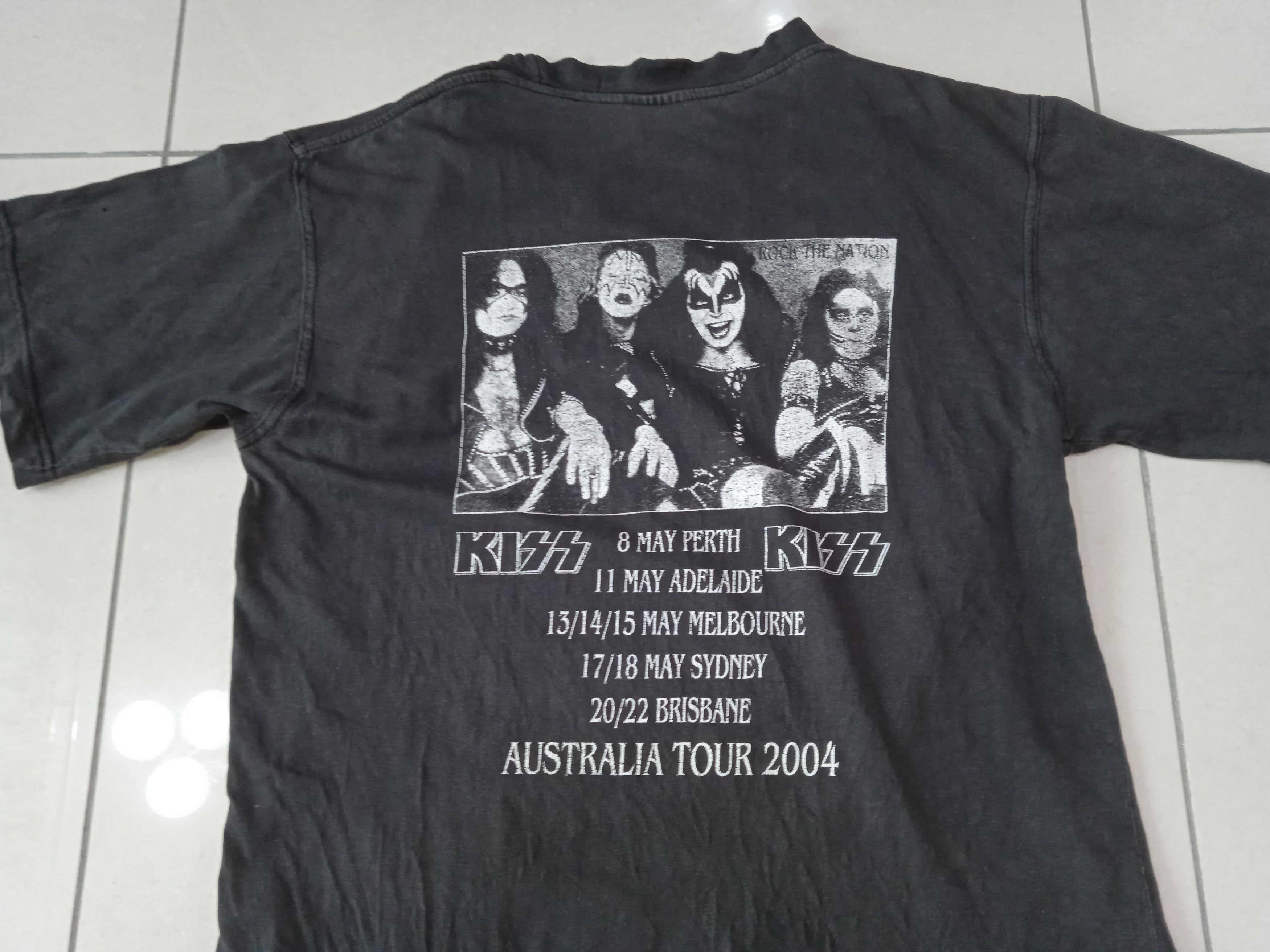 Vintage Vintage Kiss Australia Tour 2004 T-Shirt Band Thrashed Size US M / EU 48-50 / 2 - 3 Thumbnail