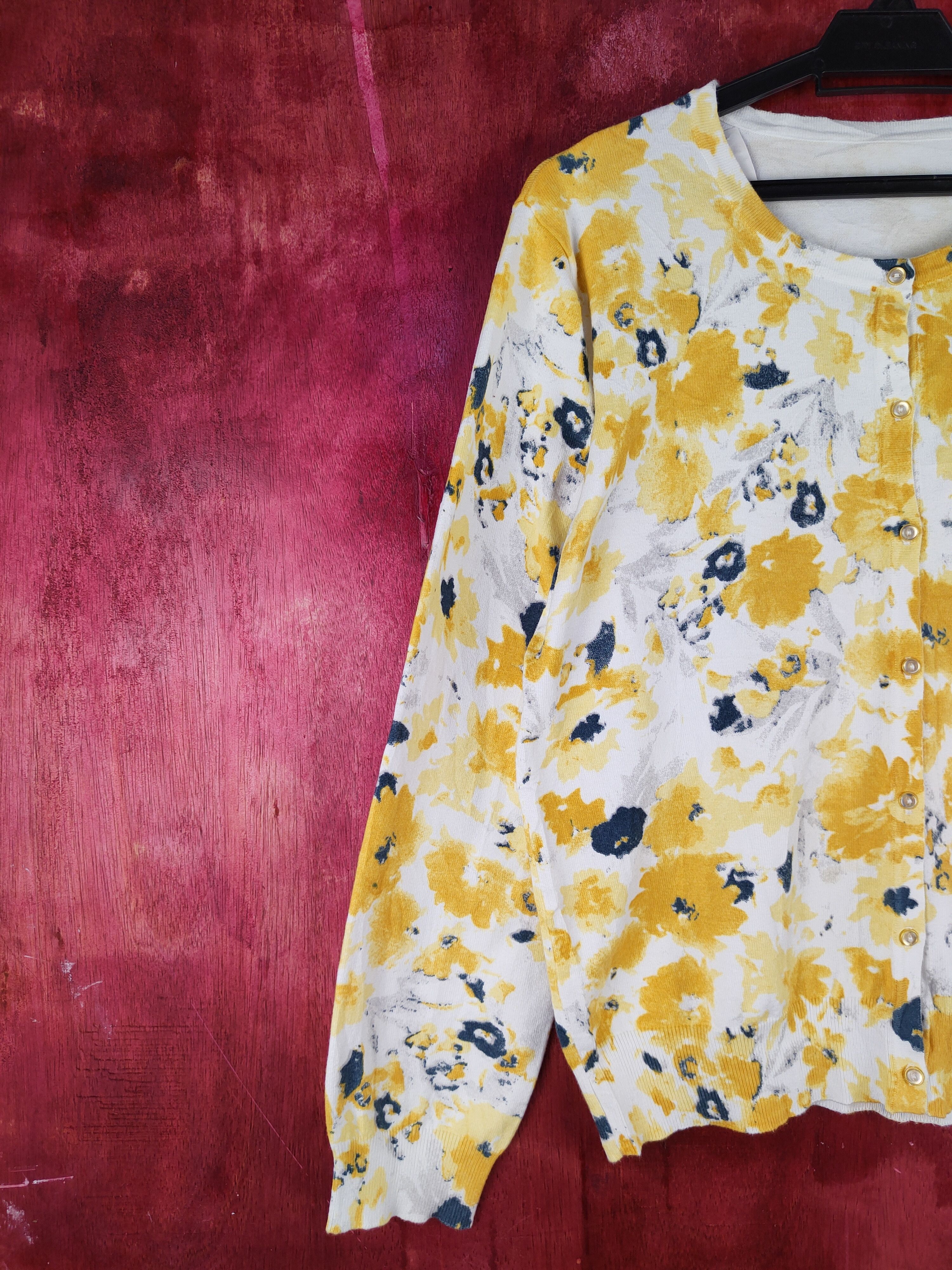 Homespun Knitwear Japanese Brand-Flowers Yellow/White Cardigan knitwear #S939 Size M / US 6-8 / IT 42-44 - 3 Thumbnail