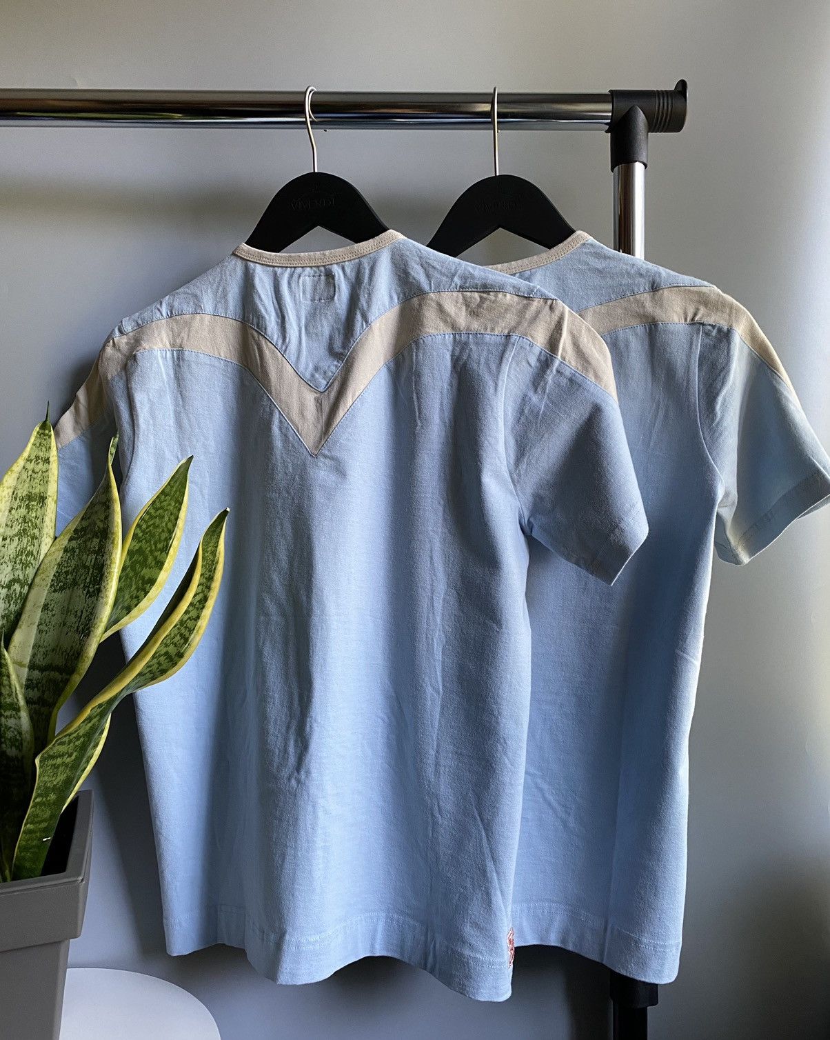 Evisu × Vintage Vintage Two Evisu Big Logo On Back T Shirts Men’s Blue M Size US M / EU 48-50 / 2 - 3 Thumbnail