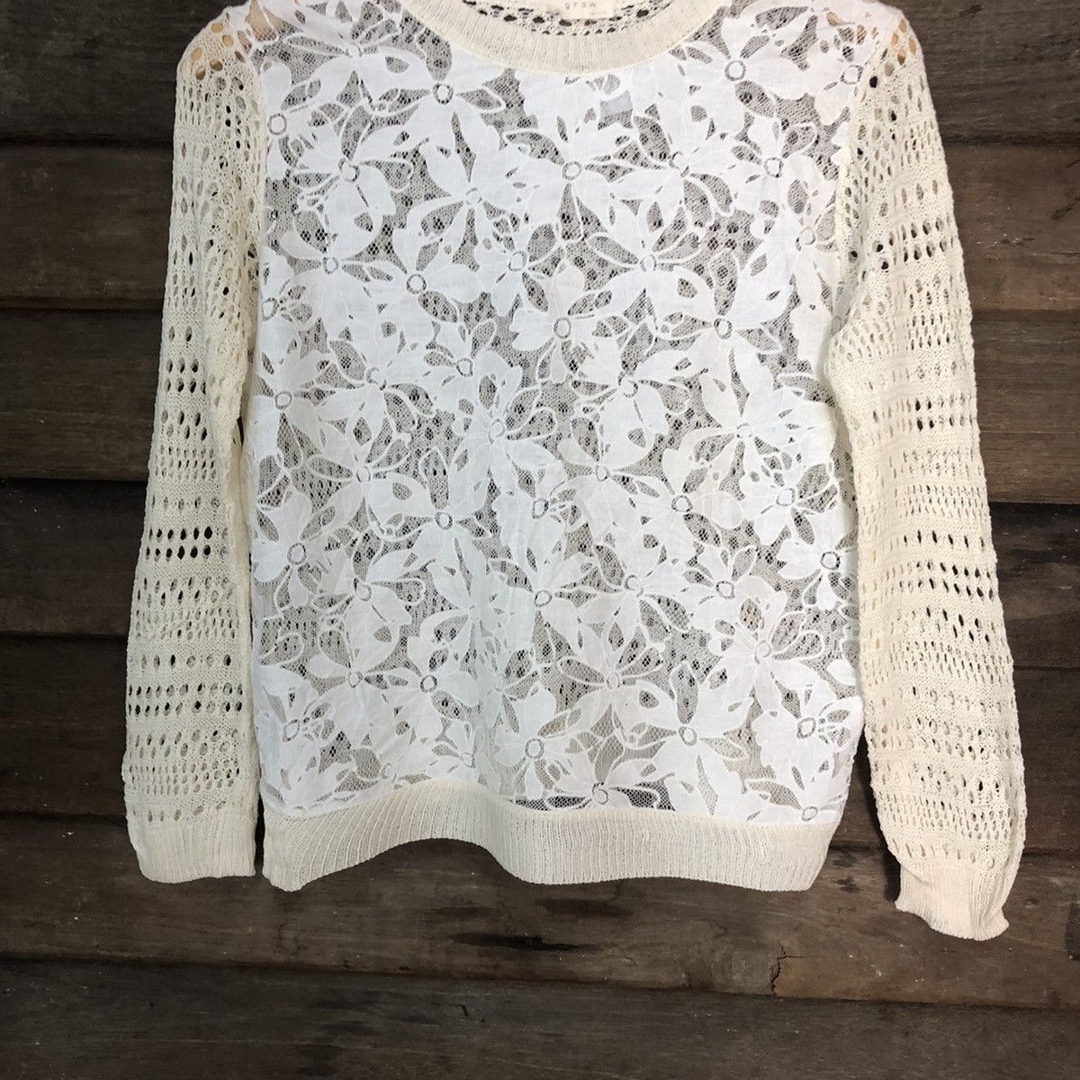 Homespun Knitwear Grow Mesh Net Crocher White Knitwear #7187 Size S / US 4 / IT 40 - 3 Thumbnail
