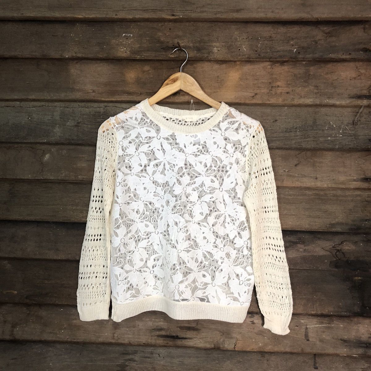 Homespun Knitwear Grow Mesh Net Crocher White Knitwear #7187 Size S / US 4 / IT 40 - 1 Thumbnail
