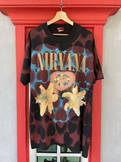 Nirvana Heart Shaped Box Vintage Band T-Shirt – BLANK ARCHIVE