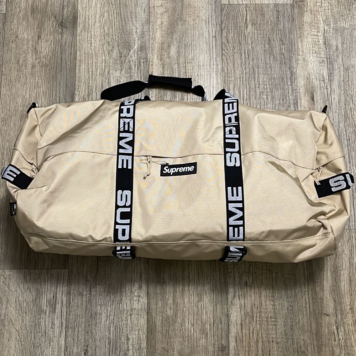 Supreme large duffle bag hot sale