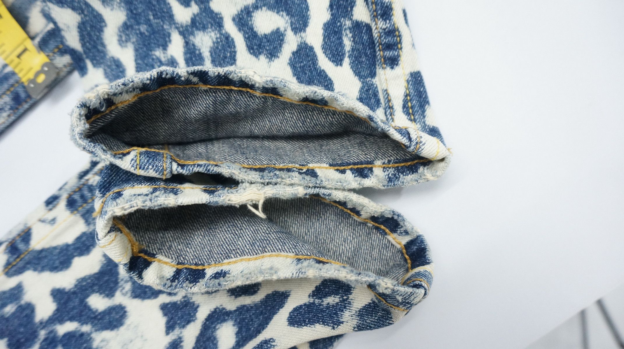 Japanese Brand CO & LU Leopard Print Jeans Size US 28 / EU 44 - 16 Thumbnail