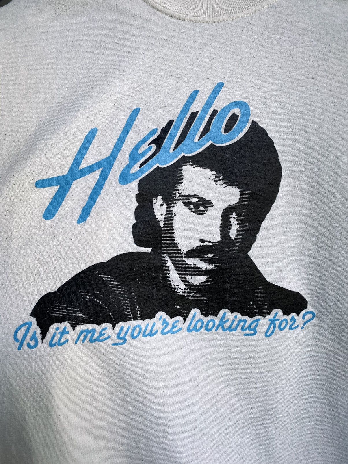 Band Tees Lionel Richie “Hello” Promo T Shirt Men’s White Size US M / EU 48-50 / 2 - 7 Thumbnail