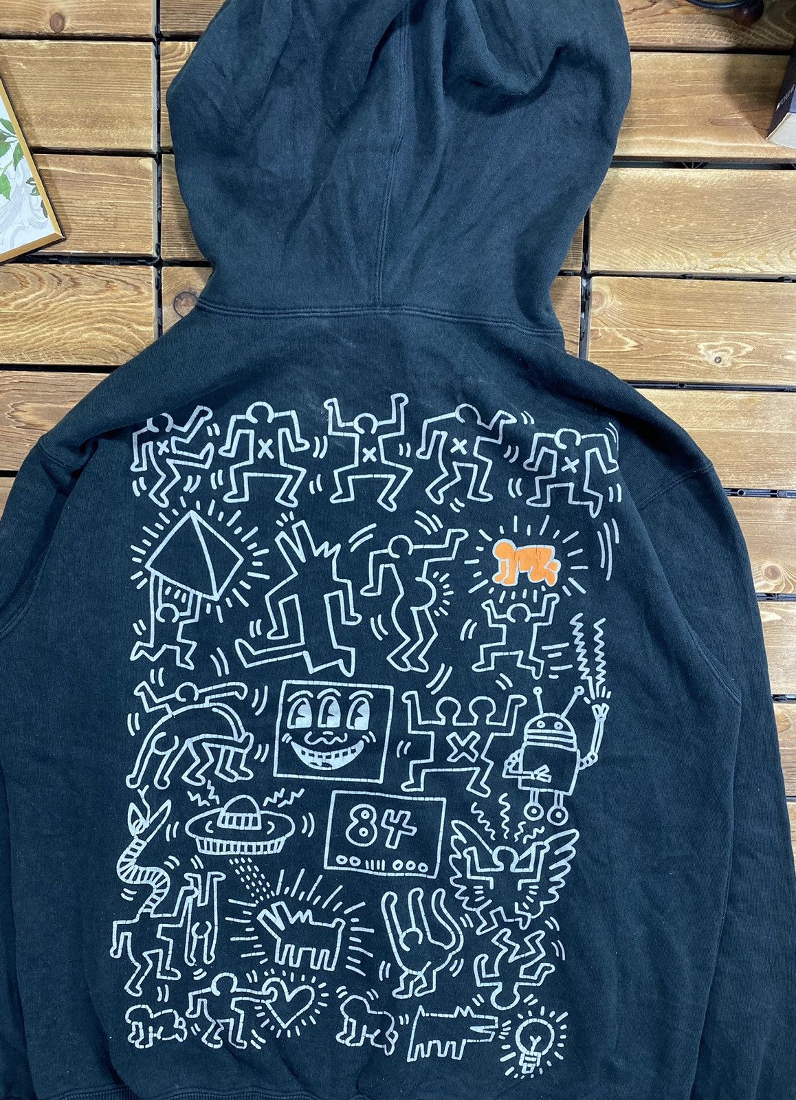 Keith Haring × Vintage Vintage Keith Haring Big Logo Spell Out Patch Size M Size US M / EU 48-50 / 2 - 11 Thumbnail