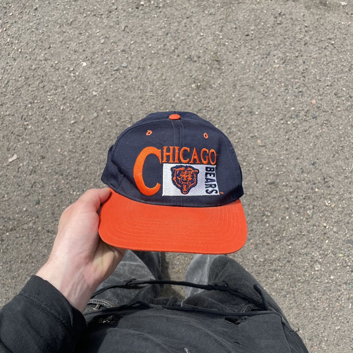Vintage Vintage 90s Chicago Bears Logo Snapback Cap Navy Orange OS Size ONE SIZE - 1 Thumbnail