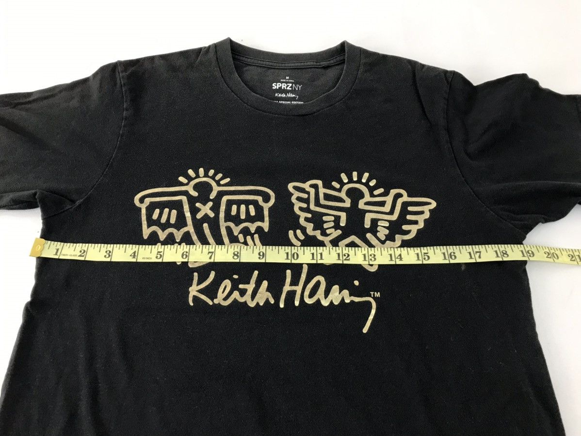 Designer × Keith Haring SPRZNY Keith Haring Flying Man Evil Graphic Box Logo Print Size US M / EU 48-50 / 2 - 7 Thumbnail