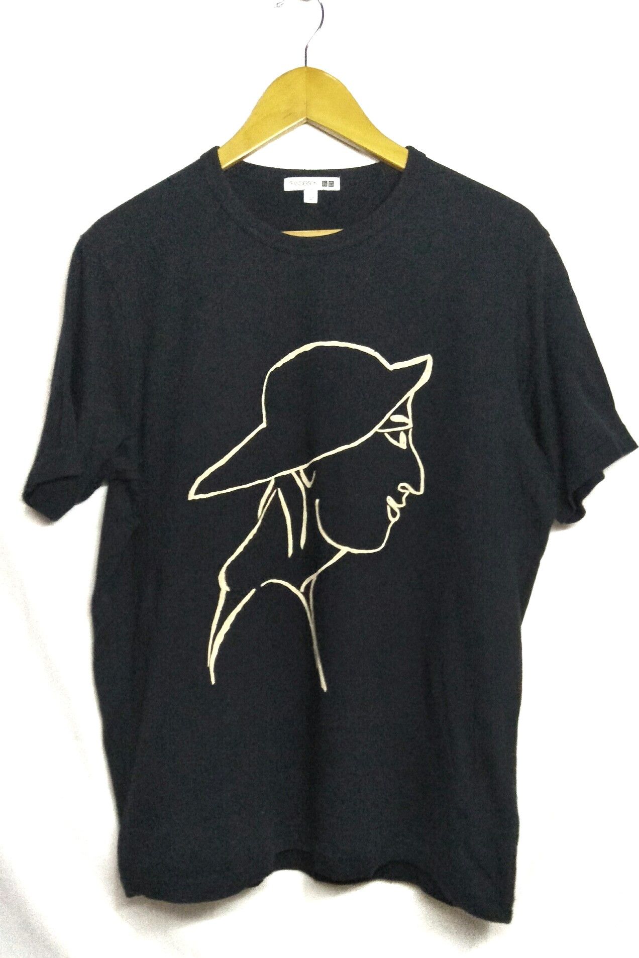 JW Anderson × Uniqlo J.W.Anderson x uniqlo Graphic Tshirt Size US L / EU 52-54 / 3 - 1 Thumbnail
