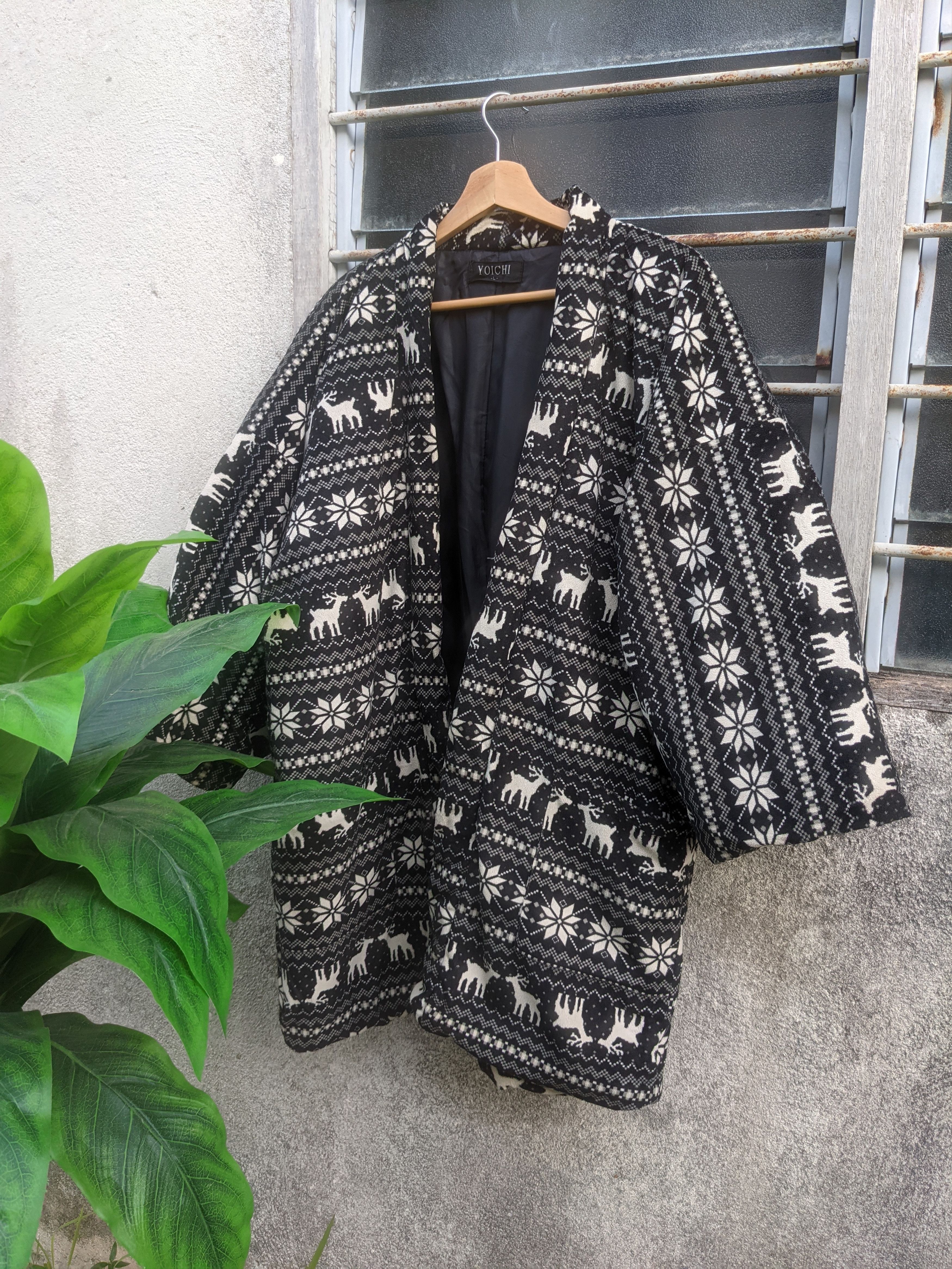 image of Kimono Japan Dragon x Vintage Steals Aw Yoichi Narogi Kimono Deer Printed Fleece in Black (Size Lar