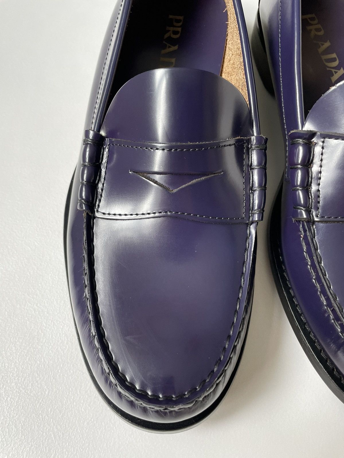 Prada Eggplant Purple Polished Leather Loafers Size US 9 / EU 42 - 6 Thumbnail