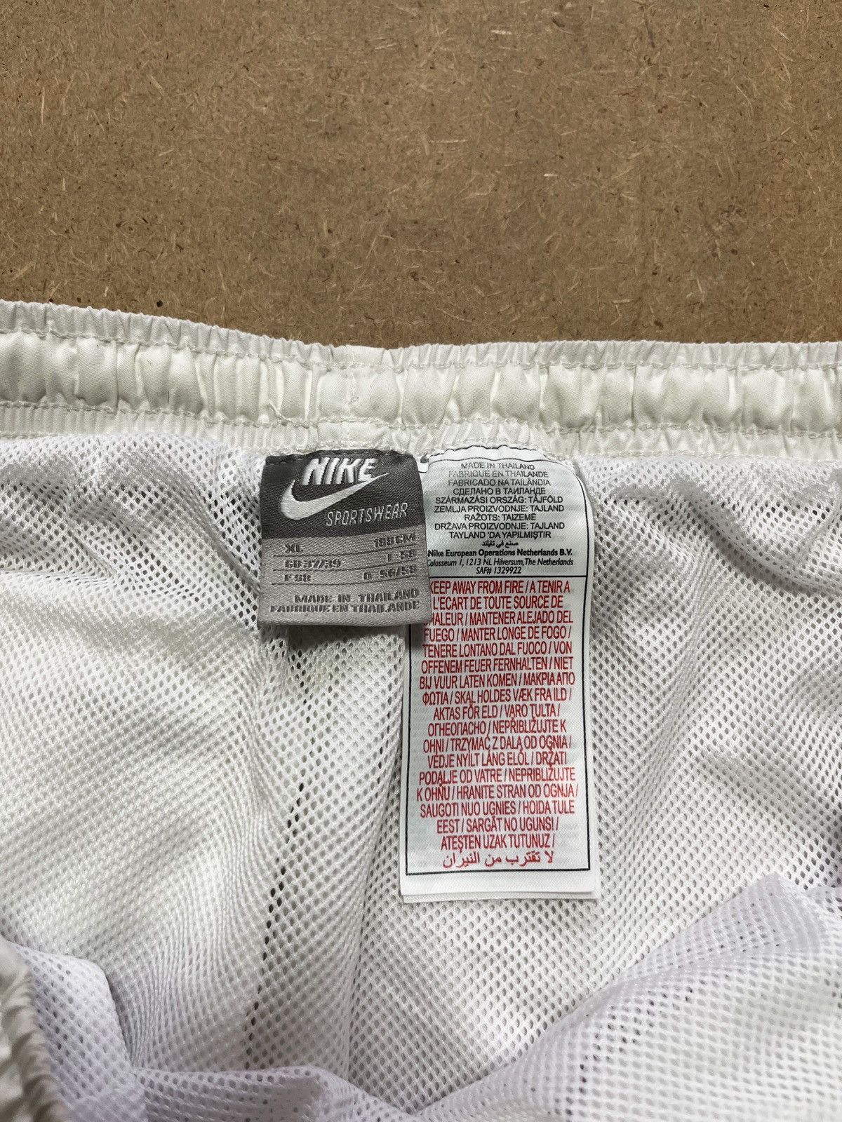 Nike × Vintage Vintage Nike Shorts Streetwear Size US 34 / EU 50 - 8 Thumbnail