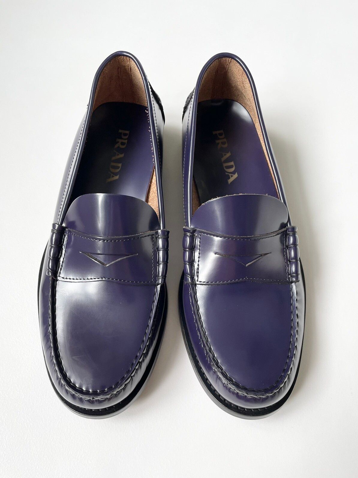 Pre-owned Prada Polished Purple Leather Loafers In Eggplant Purple