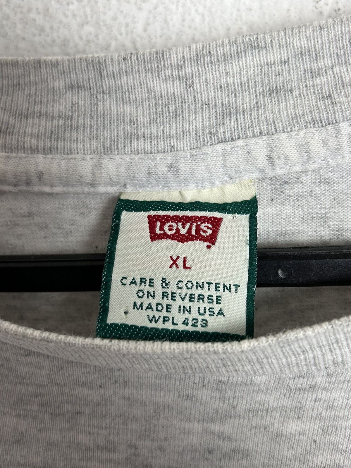 Levi's 90s Vintage Levi's 1992 Licensed Single Stitch T-Shirt Size US XL / EU 56 / 4 - 7 Thumbnail