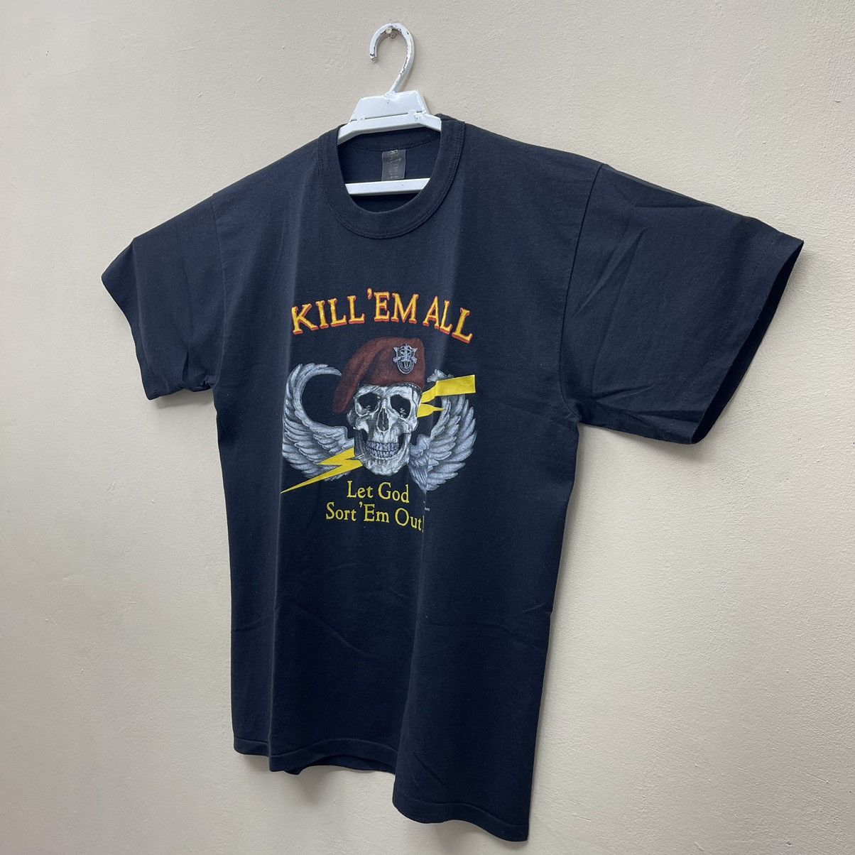 Vintage Vintage Kill 'Em All Let God Sort The Out Lil Wayne Shirt Size US L / EU 52-54 / 3 - 6 Thumbnail
