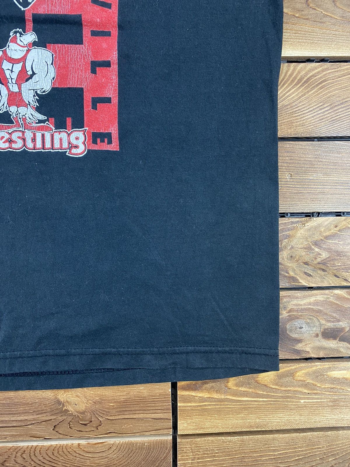Vintage Vintage Wrestling YounSville Eagle 90s tee size L Size US L / EU 52-54 / 3 - 3 Thumbnail