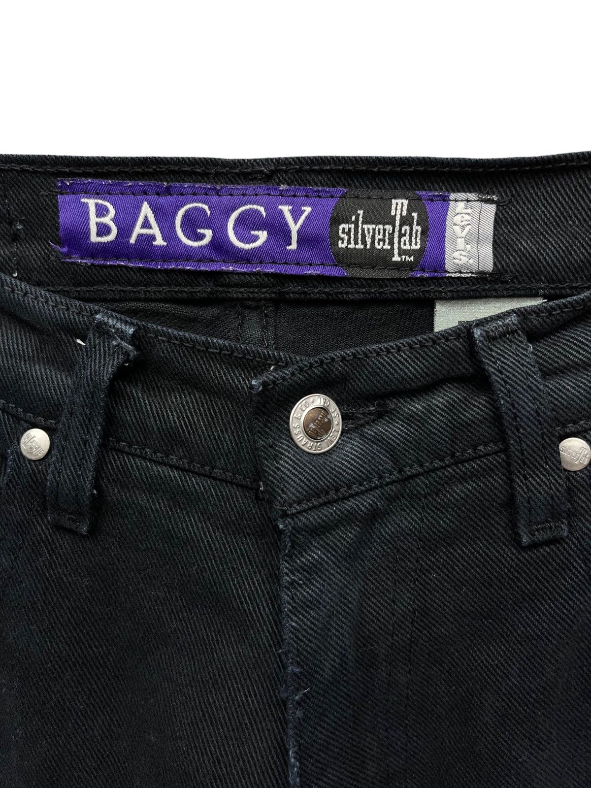 Levi's Vintage Clothing Vintage 90’s LEVI’S BAGGY SILVERTAB Blue Black Made In USA Size US 28 / EU 44 - 1 Thumbnail