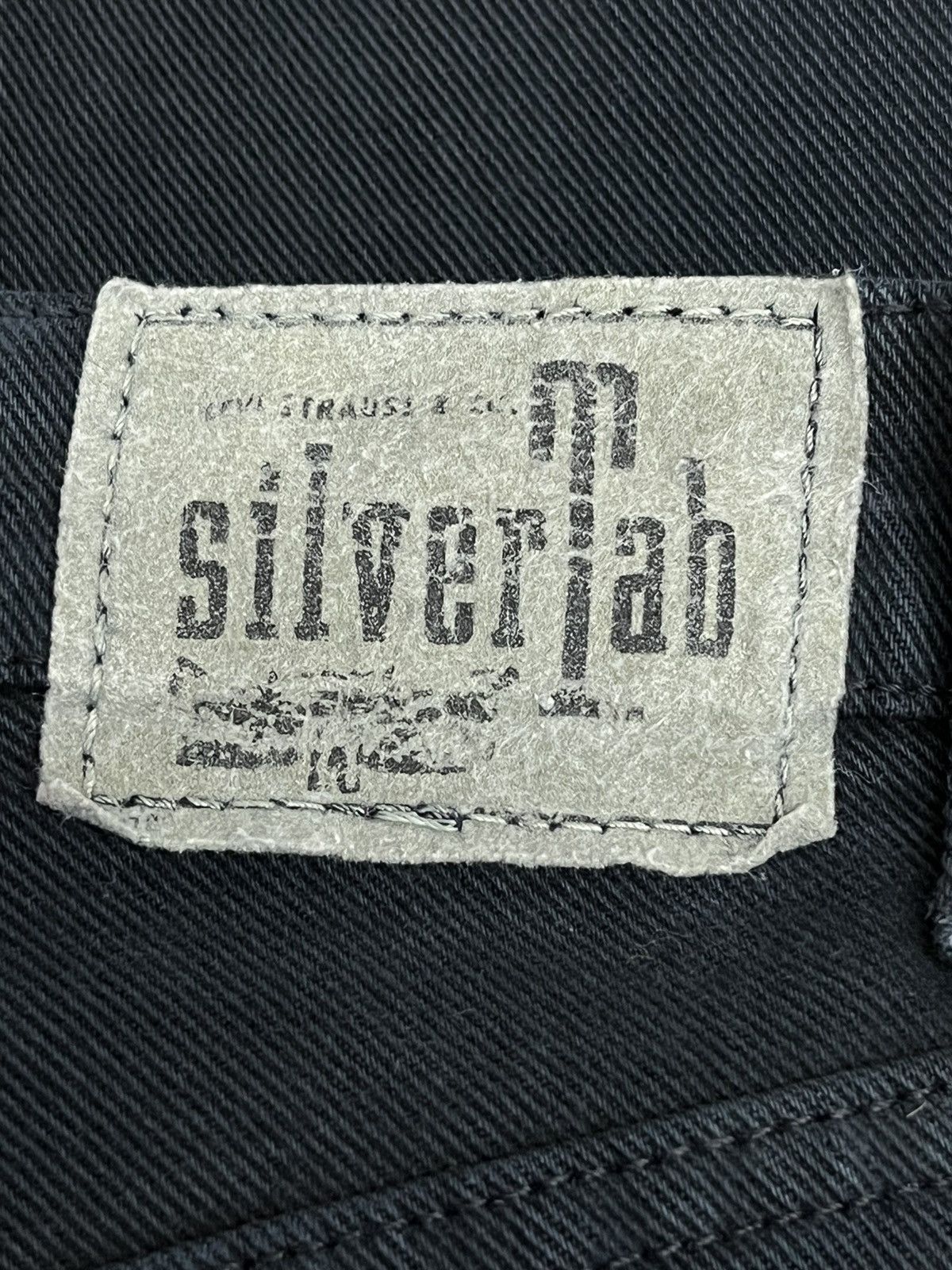 Levi's Vintage Clothing Vintage 90’s LEVI’S BAGGY SILVERTAB Blue Black Made In USA Size US 28 / EU 44 - 6 Thumbnail