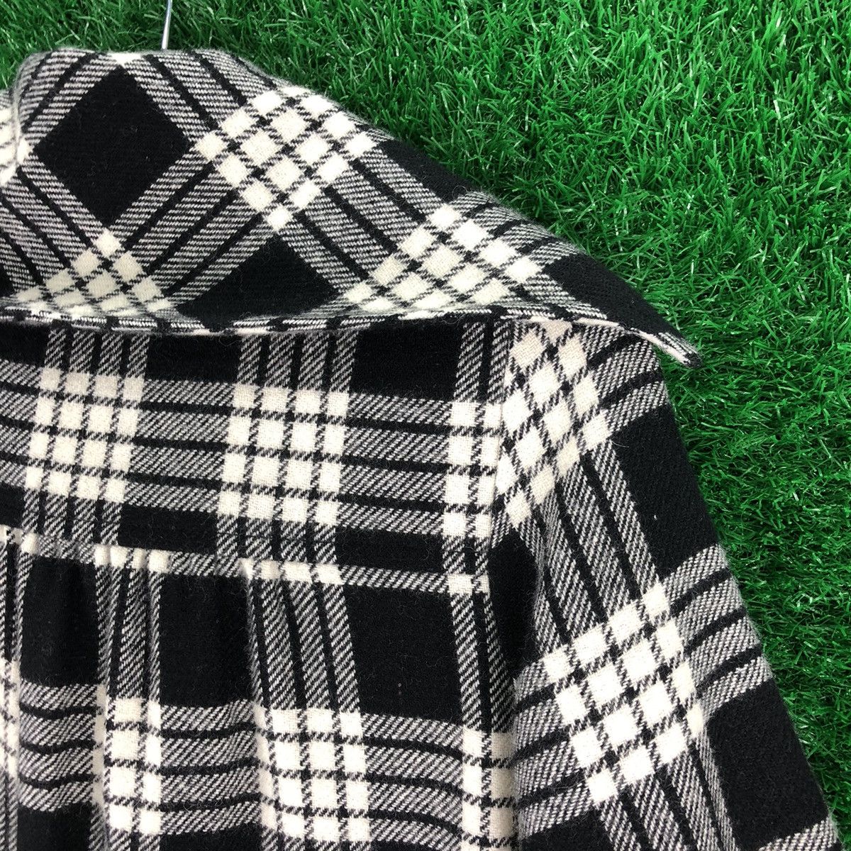 Levi's Vintage Levis Red Tab Cropped Wool Jacket Tartan Checkered Size M / US 6-8 / IT 42-44 - 5 Thumbnail