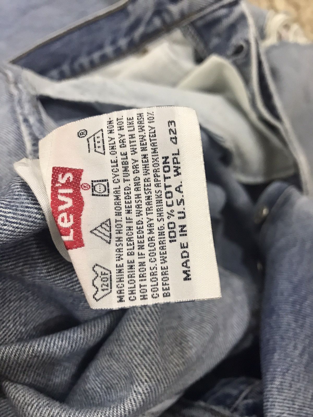 Levi's ✨Levis 501 distressed denim pants nice design Size US 32 / EU 48 - 13 Thumbnail