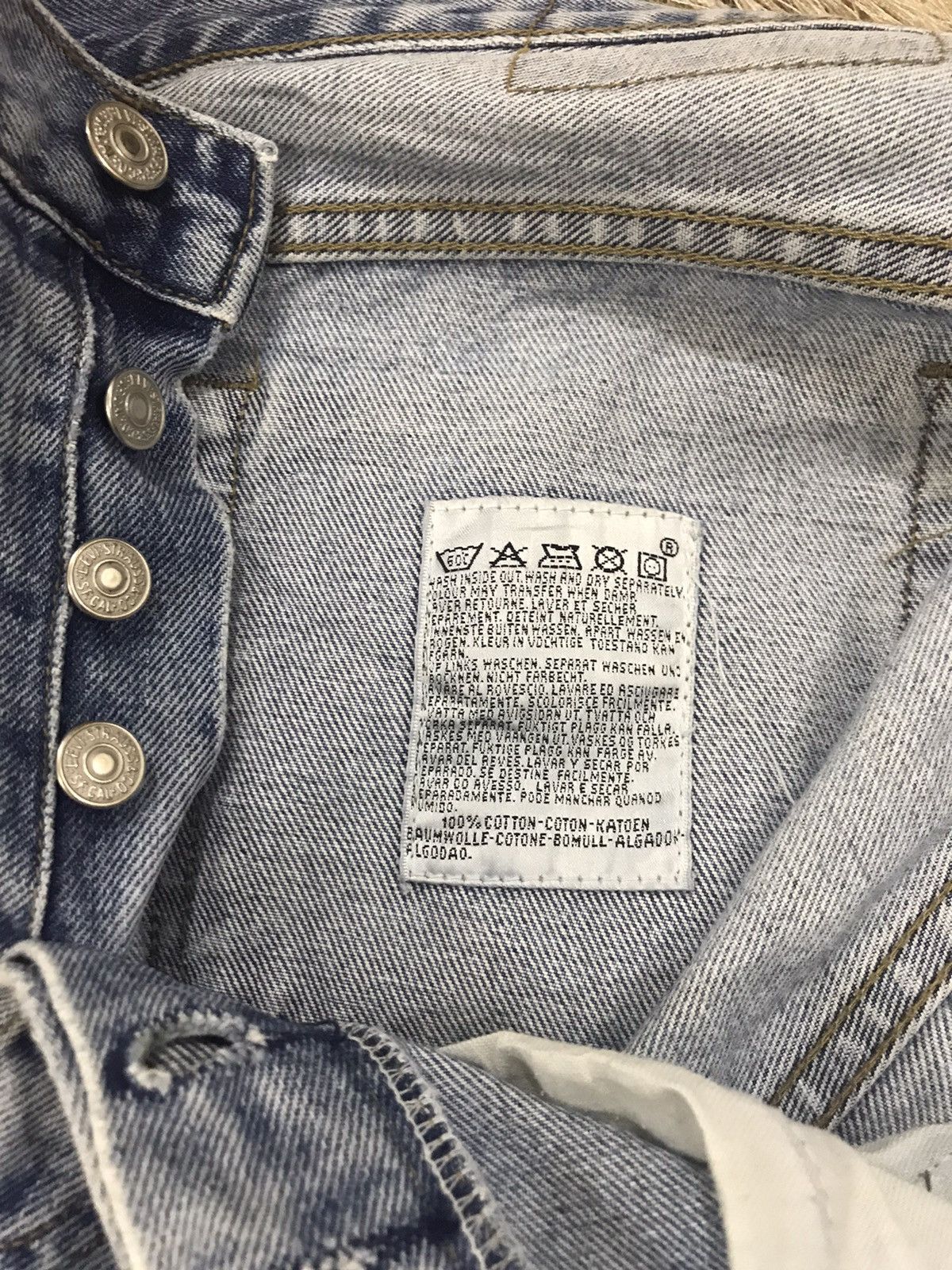 Levi's ✨Levis 501 distressed denim pants nice design Size US 32 / EU 48 - 12 Thumbnail