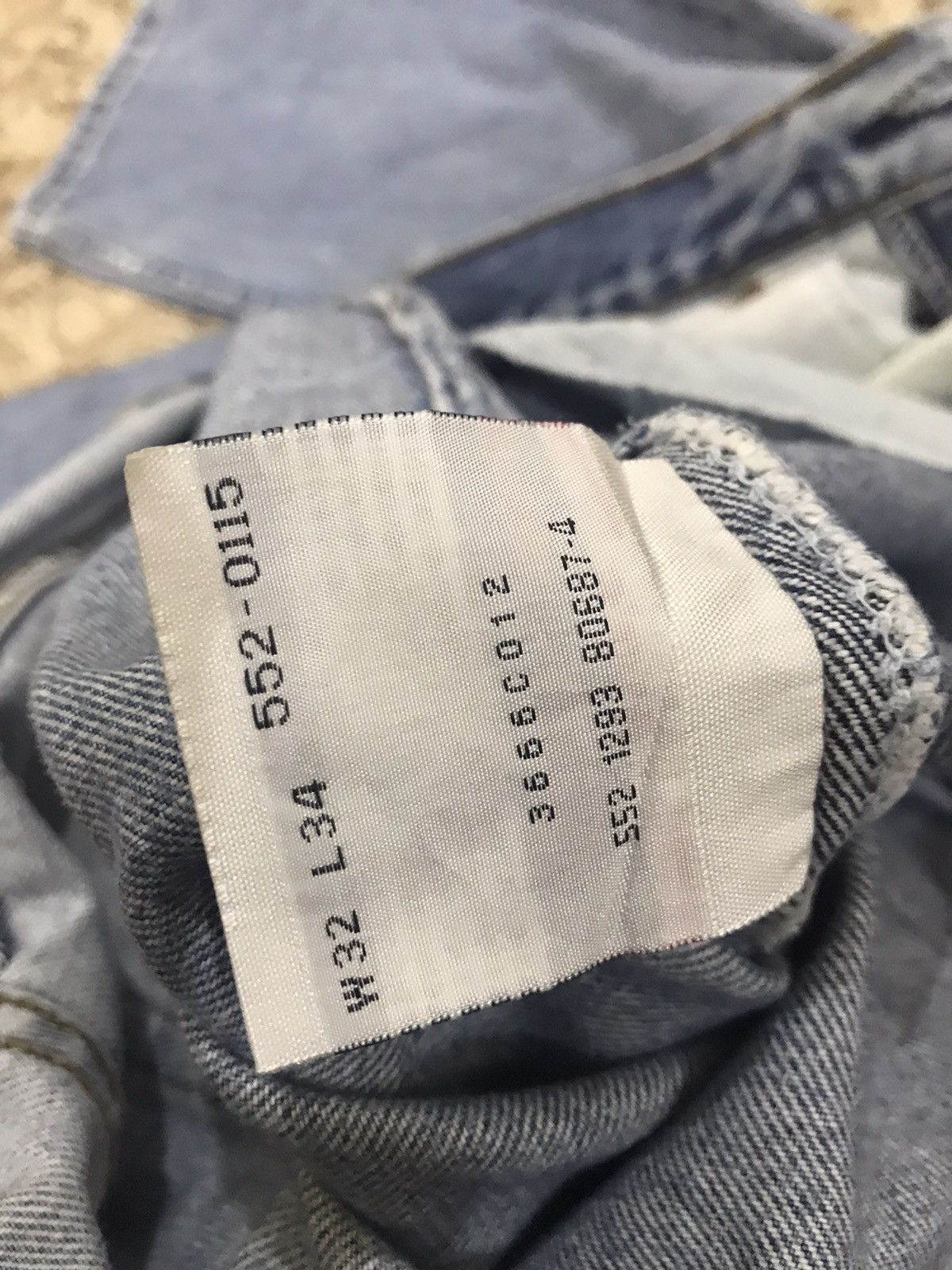 Levi's ✨Levis 501 distressed denim pants nice design Size US 32 / EU 48 - 14 Thumbnail