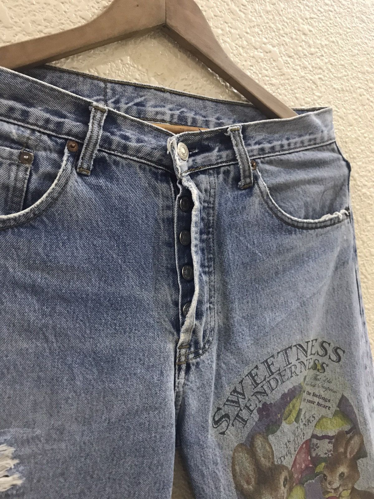 Levi's ✨Levis 501 distressed denim pants nice design Size US 32 / EU 48 - 8 Thumbnail