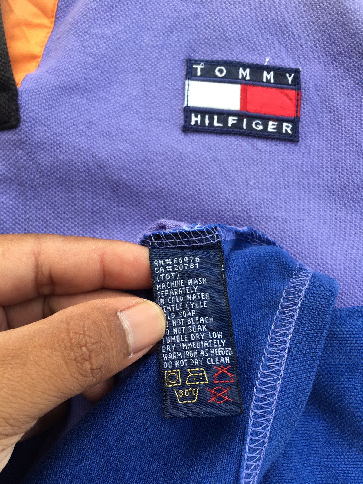 Tommy Hilfiger Rare Tommy Hilfiger Polo Shirt in Multicolor Size US M / EU 48-50 / 2 - 9 Thumbnail