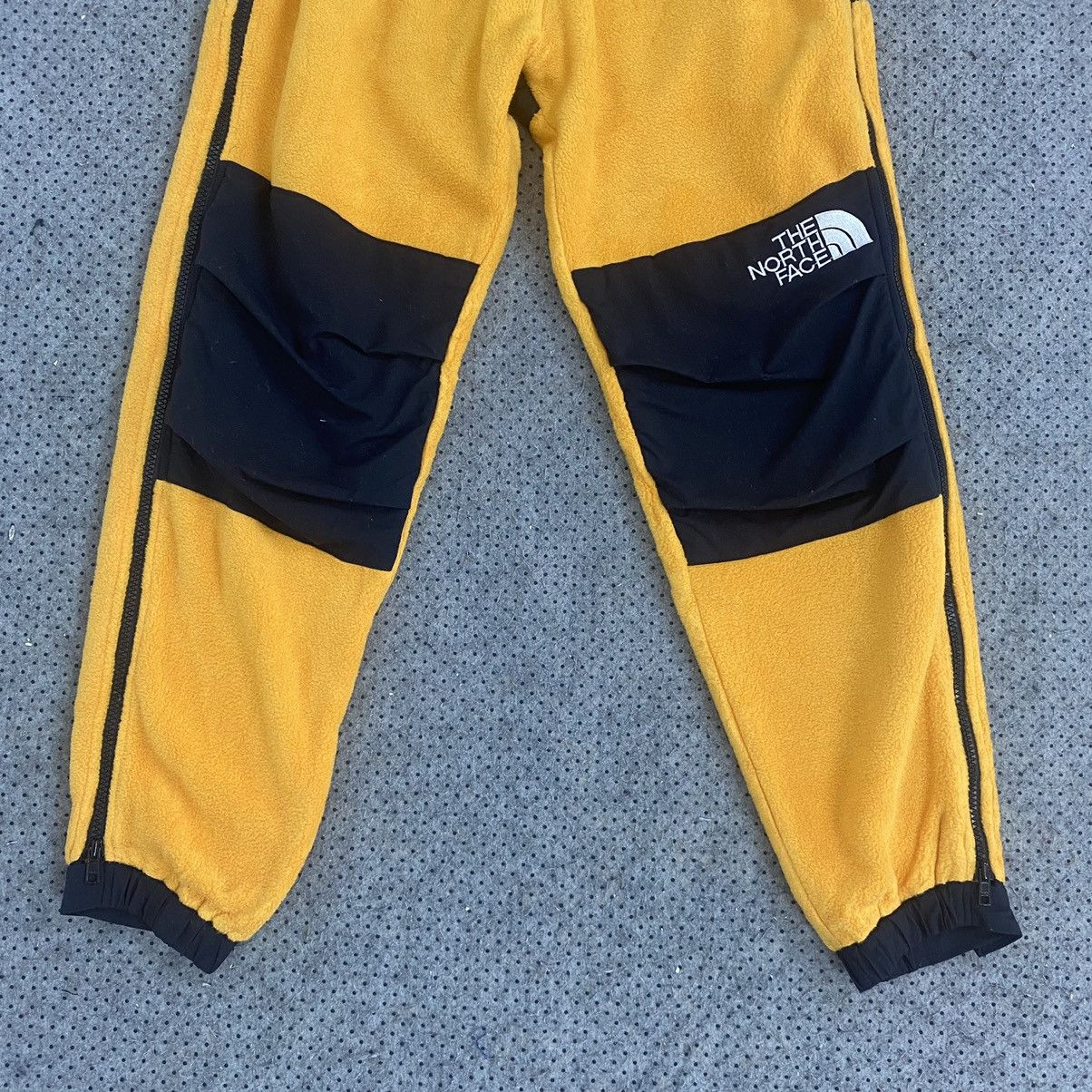 The North Face The North Face Armadilla fleece pants size s Size US 28 / EU 44 - 4 Thumbnail