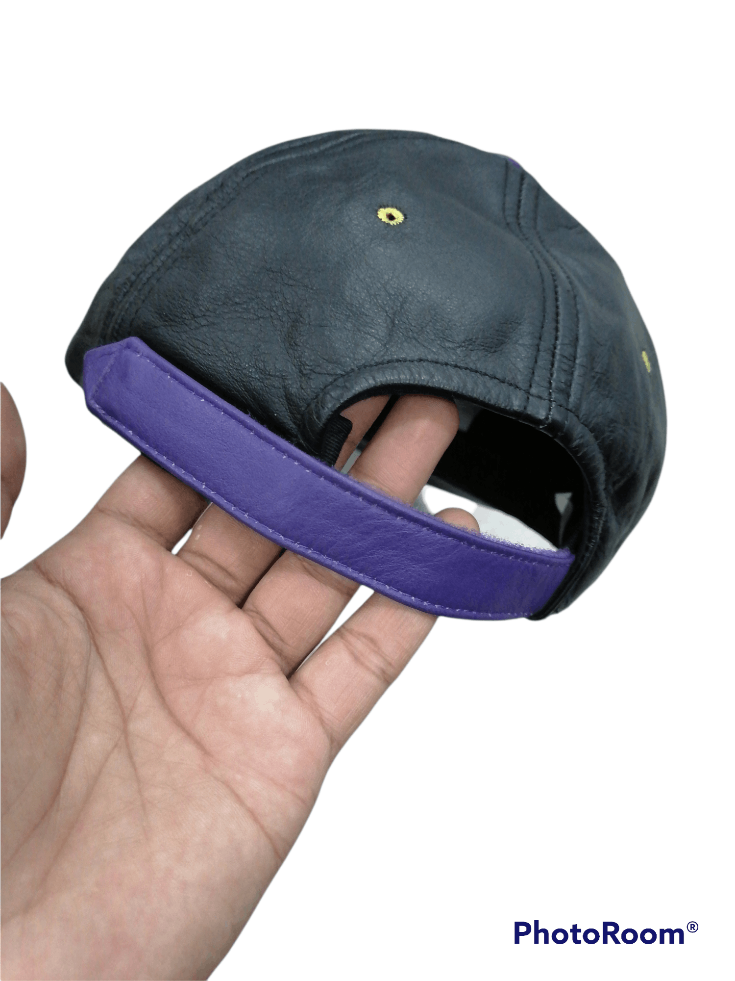 NBA × Vintage Very Rare 🔥Vintage L.A Lakers Leather Strap Cap Size ONE SIZE - 4 Thumbnail