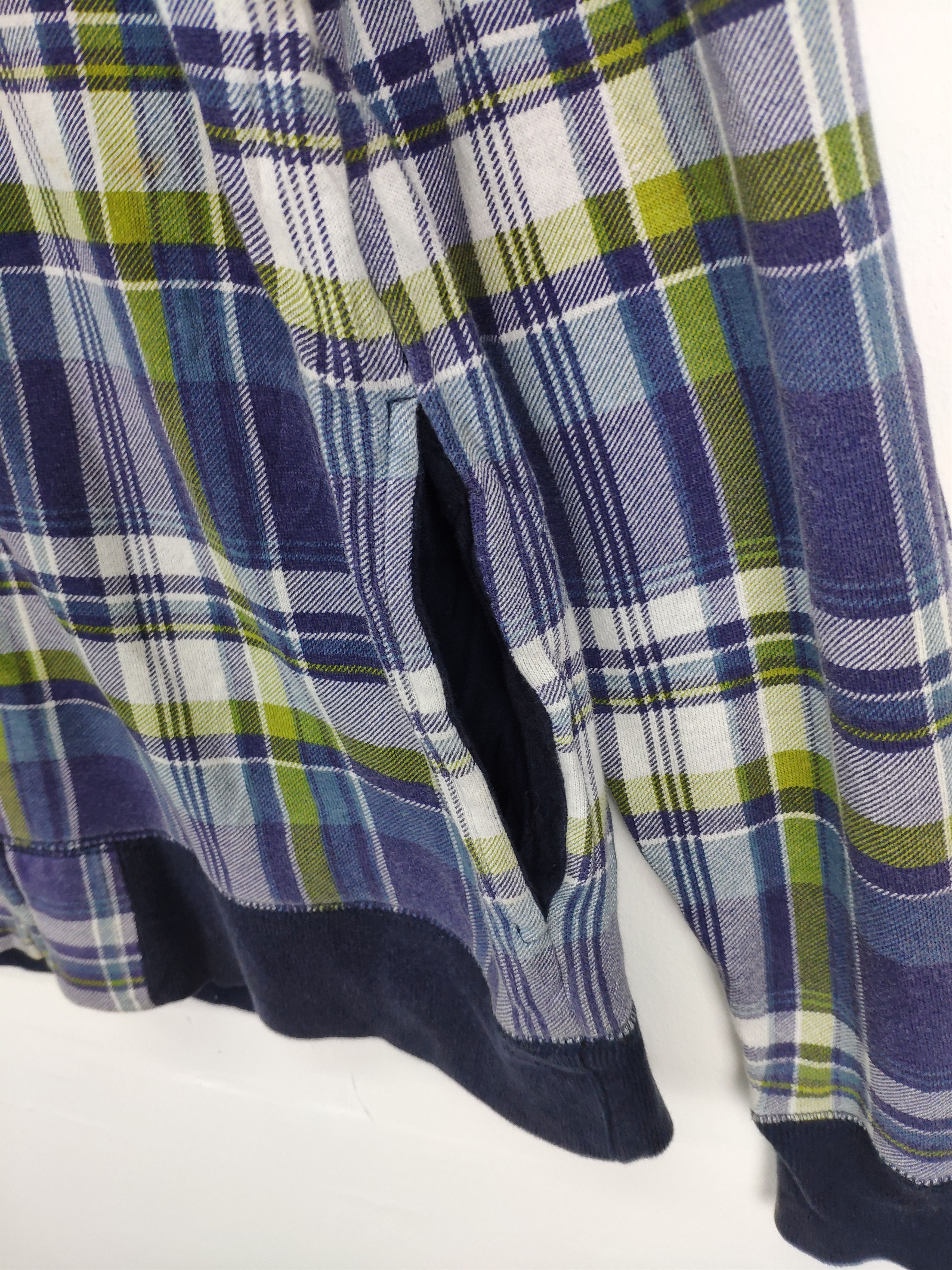 Japanese Brand × Vintage Vintage Tartan Hooded Jacket Zip Up Size US M / EU 48-50 / 2 - 9 Thumbnail