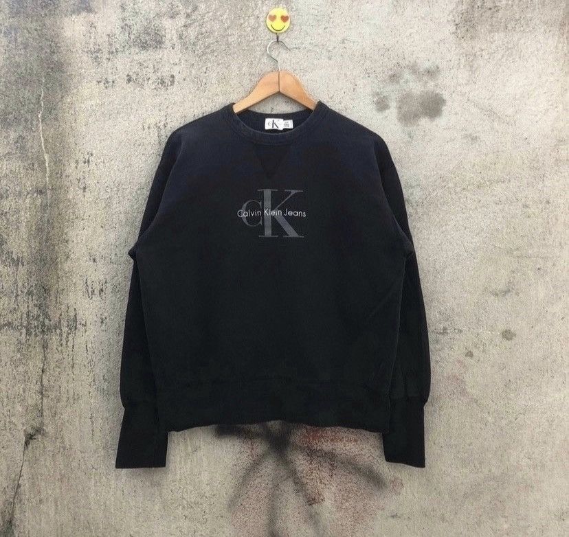 Calvin Klein Vintage Calvin Klein Sweatshirt Size US L / EU 52-54 / 3 - 4 Thumbnail