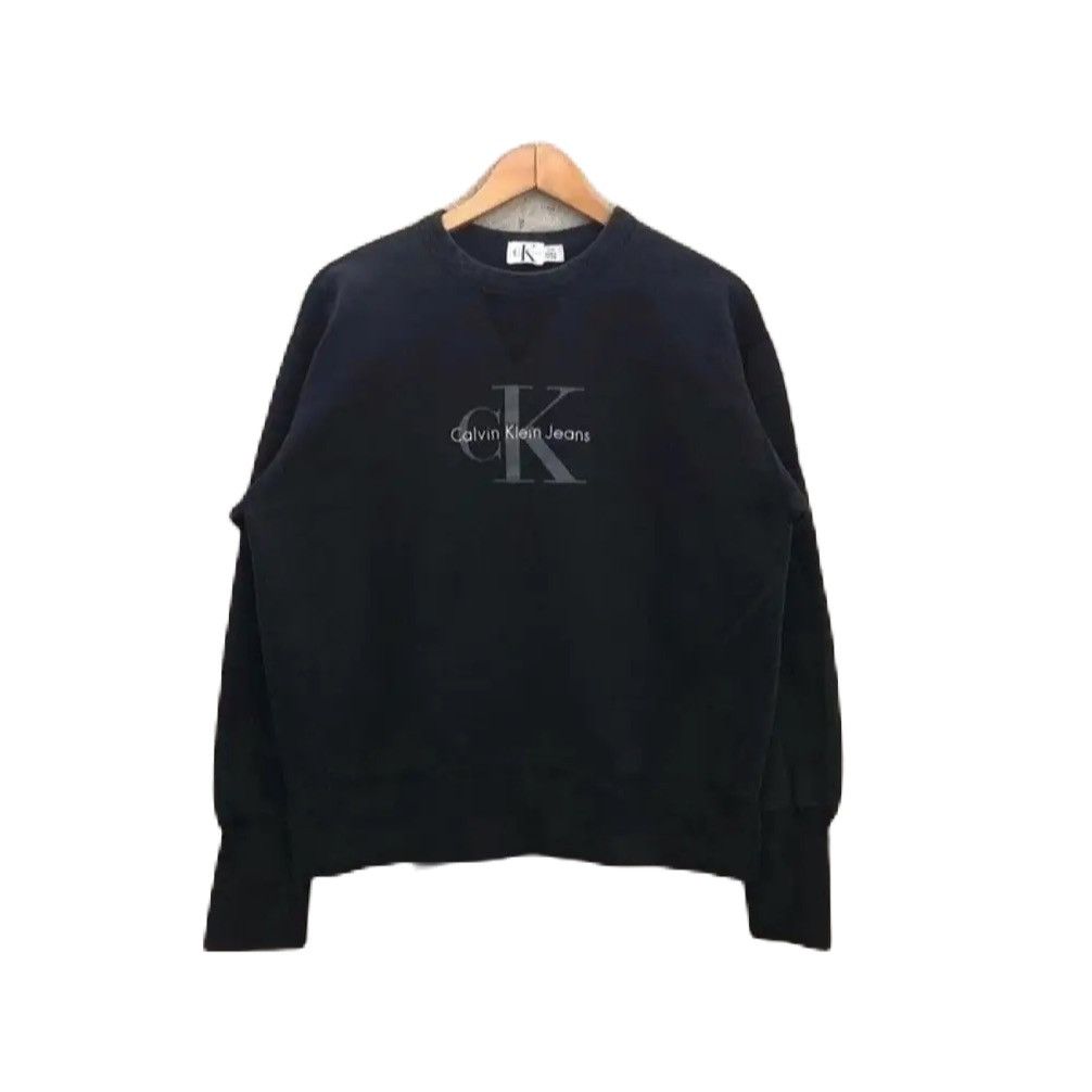 Calvin Klein Vintage Calvin Klein Sweatshirt Size US L / EU 52-54 / 3 - 1 Thumbnail