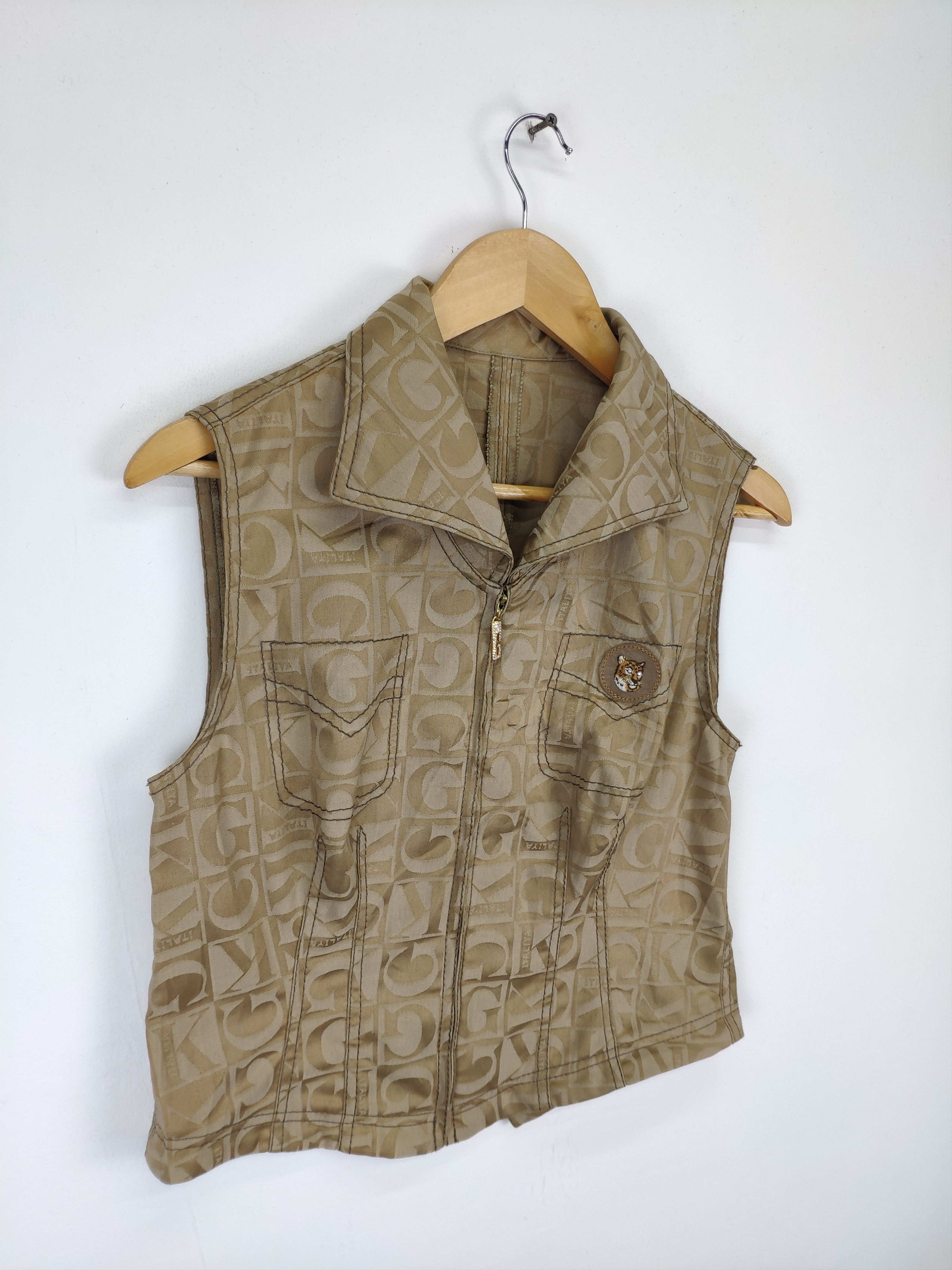 Japanese Brand × Vintage Vintage Vest Monogram Gucci Style Size S / US 4 / IT 40 - 6 Thumbnail