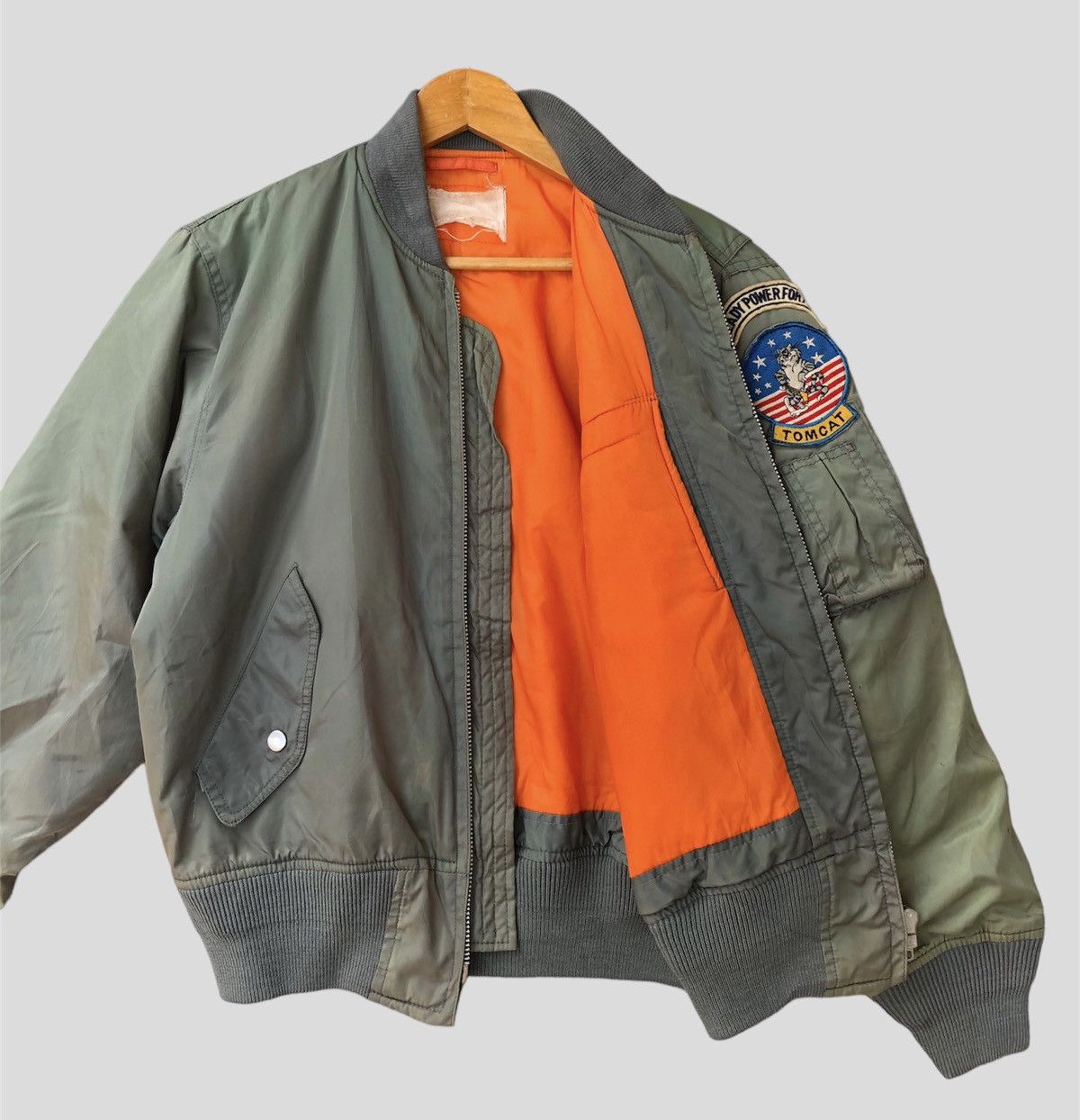 Vintage Vintage U.S Air Force Tomcat Fighter Squadron Bomber Jacket Size US L / EU 52-54 / 3 - 6 Thumbnail