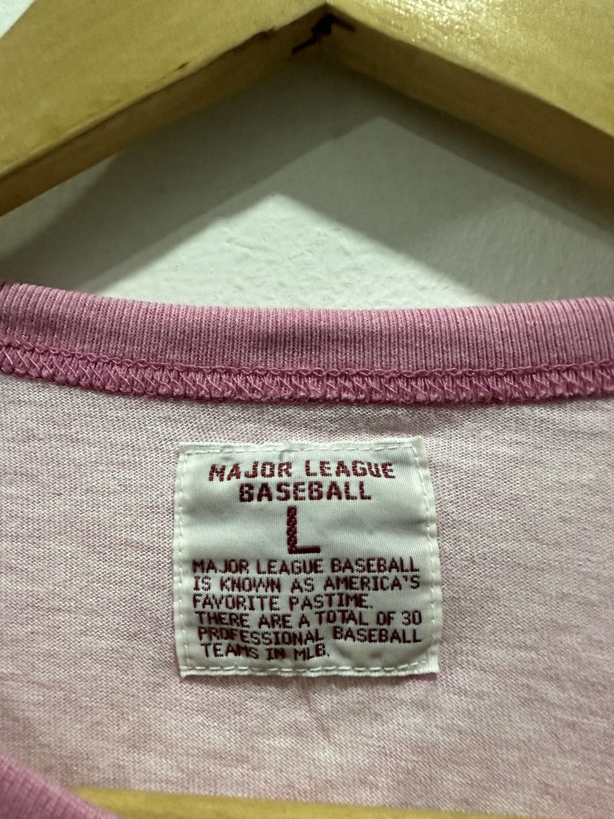 MLB Uniqlo X Boston Red Sox ringer tee shirt Size US M / EU 48-50 / 2 - 4 Thumbnail