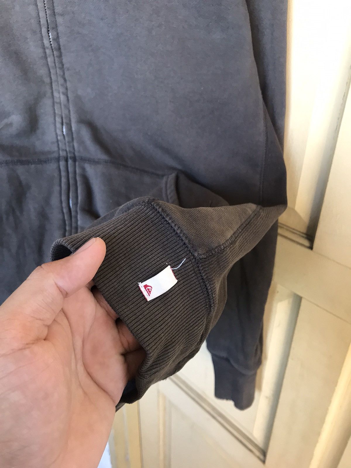 Quiksilver Nice❗️Quiksilver Kanye West Faded Sun Sweater Hoodie Size US M / EU 48-50 / 2 - 10 Thumbnail