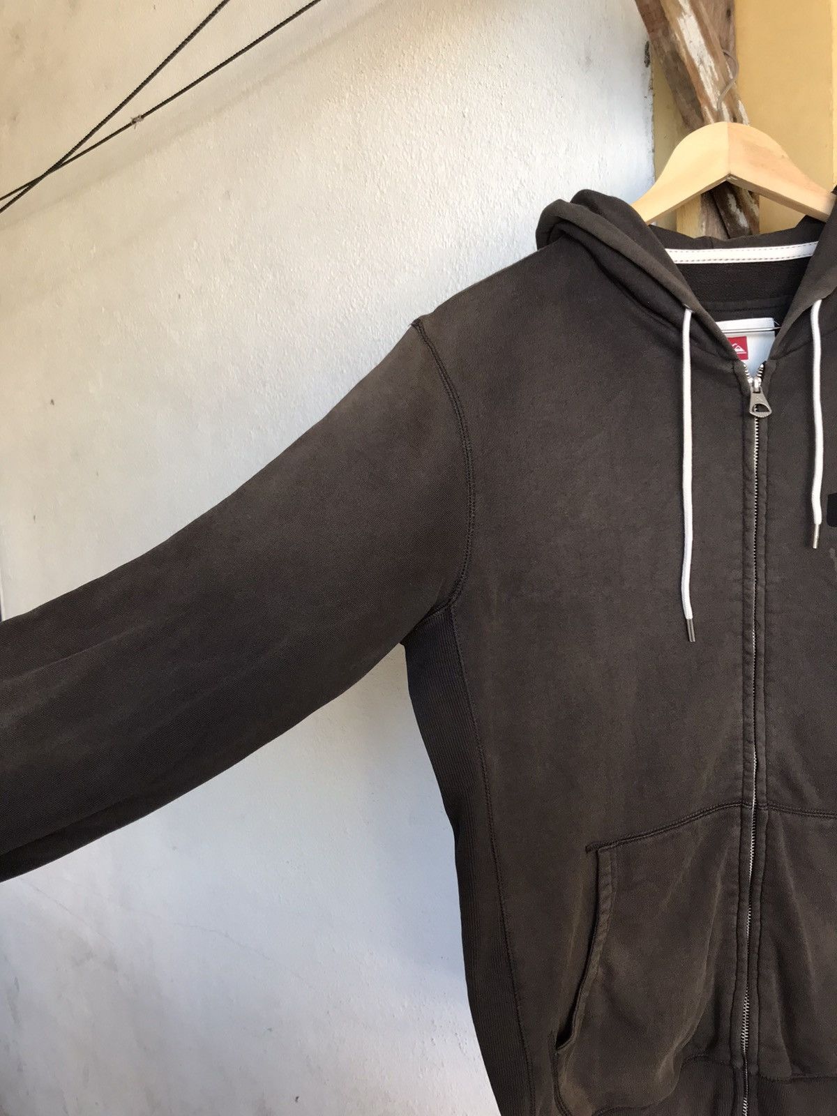 Quiksilver Nice❗️Quiksilver Kanye West Faded Sun Sweater Hoodie Size US M / EU 48-50 / 2 - 7 Thumbnail