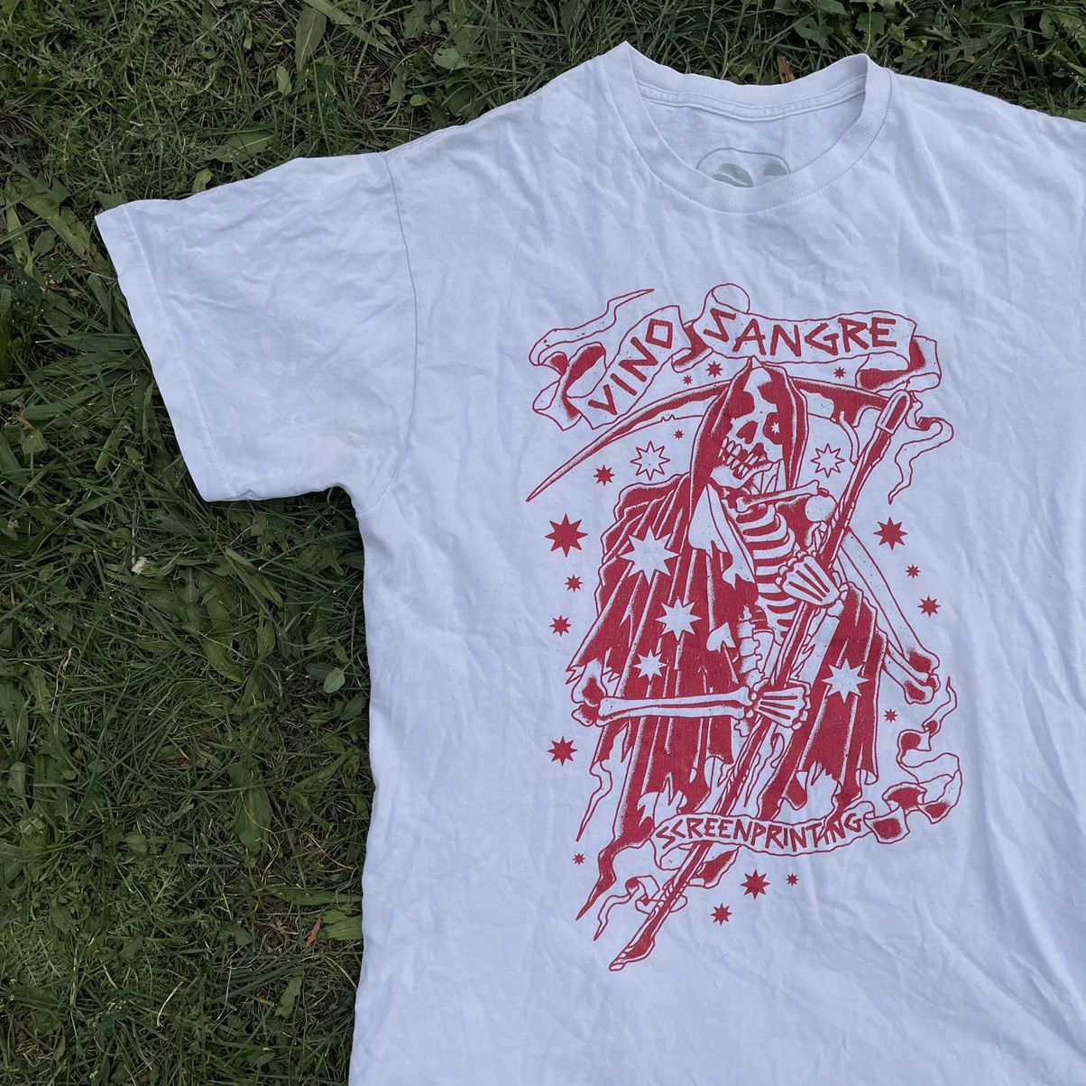 Band Tees Vintage Blood Skulls Vamp Devil Dead Face Horror Print Tee Size US M / EU 48-50 / 2 - 3 Thumbnail