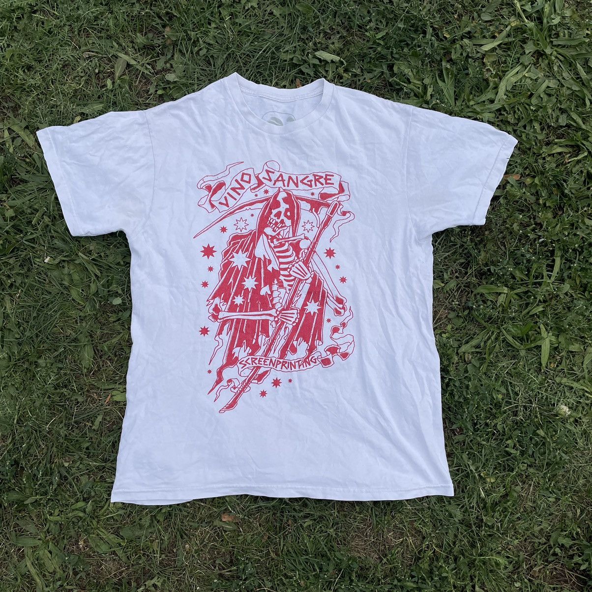 Band Tees Vintage Blood Skulls Vamp Devil Dead Face Horror Print Tee Size US M / EU 48-50 / 2 - 1 Thumbnail