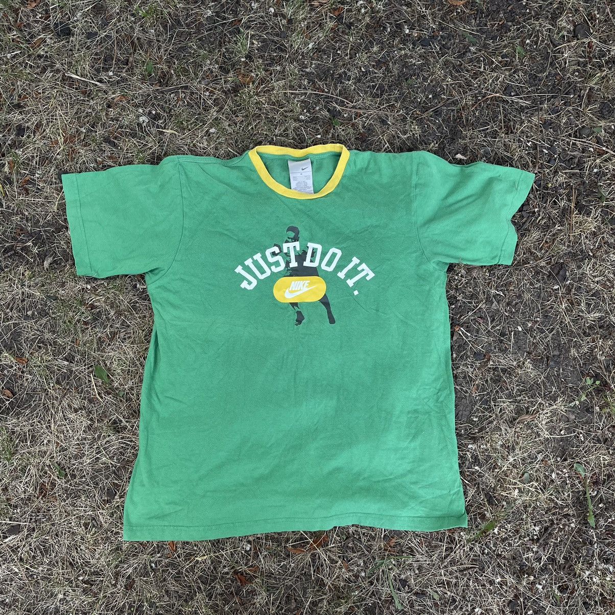 Vintage Vintage 90s Nike Sun Faded Graphic Tee Streetwear Cropped M Size US M / EU 48-50 / 2 - 1 Thumbnail