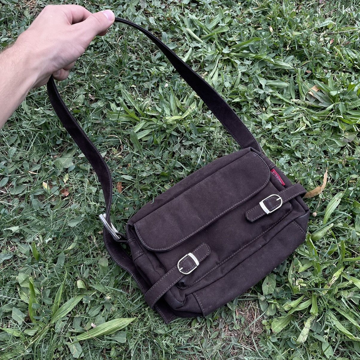 Vintage Vintage Y2K Black Canvas Crossbody Messenger Bag Wide Leg OS Size ONE SIZE - 1 Thumbnail