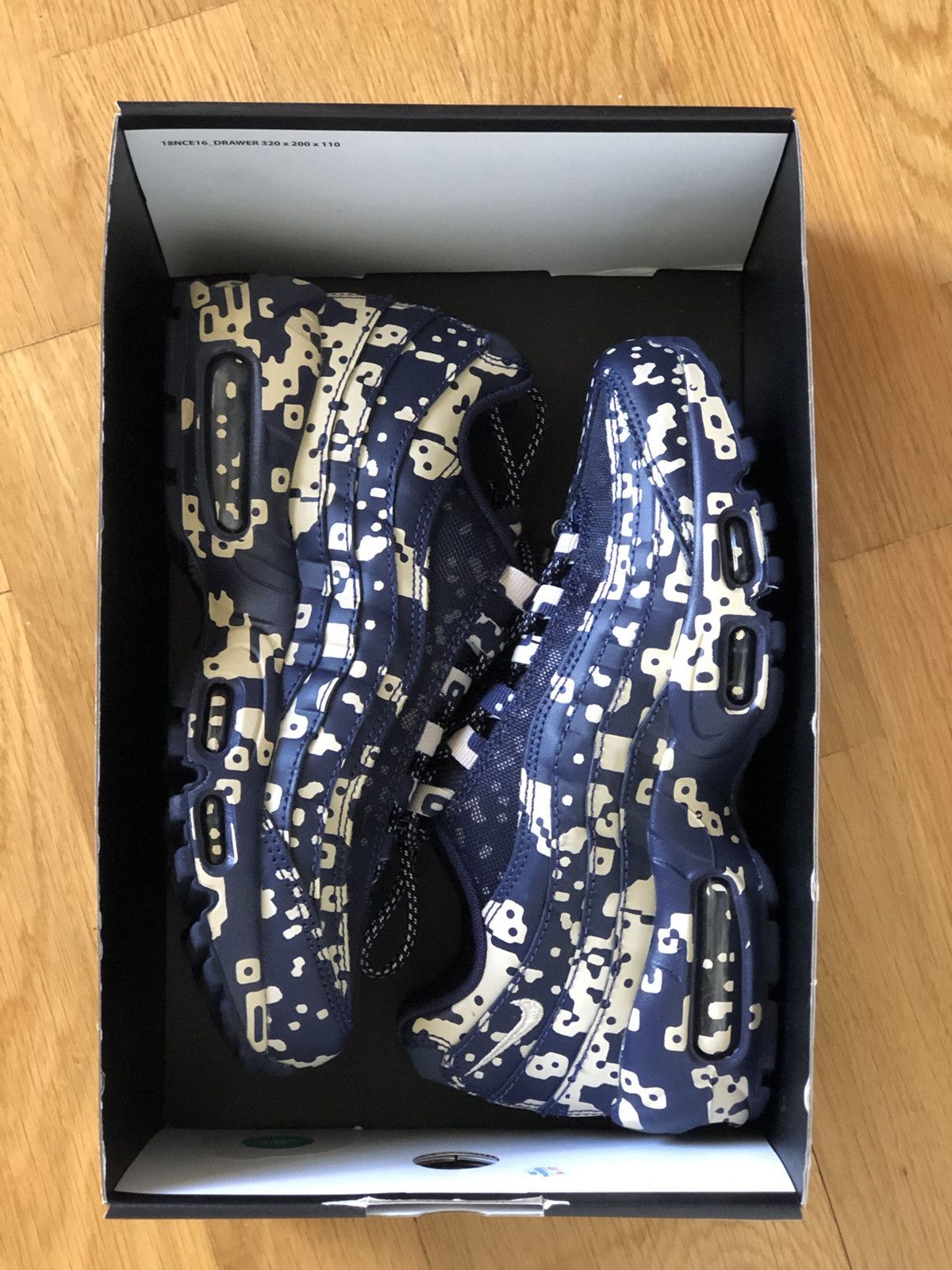 Cav Empt × Nike CAV EMPT X Nike Air Max 95 C.E. RARE Size US 5 / EU 37 - 8 Thumbnail