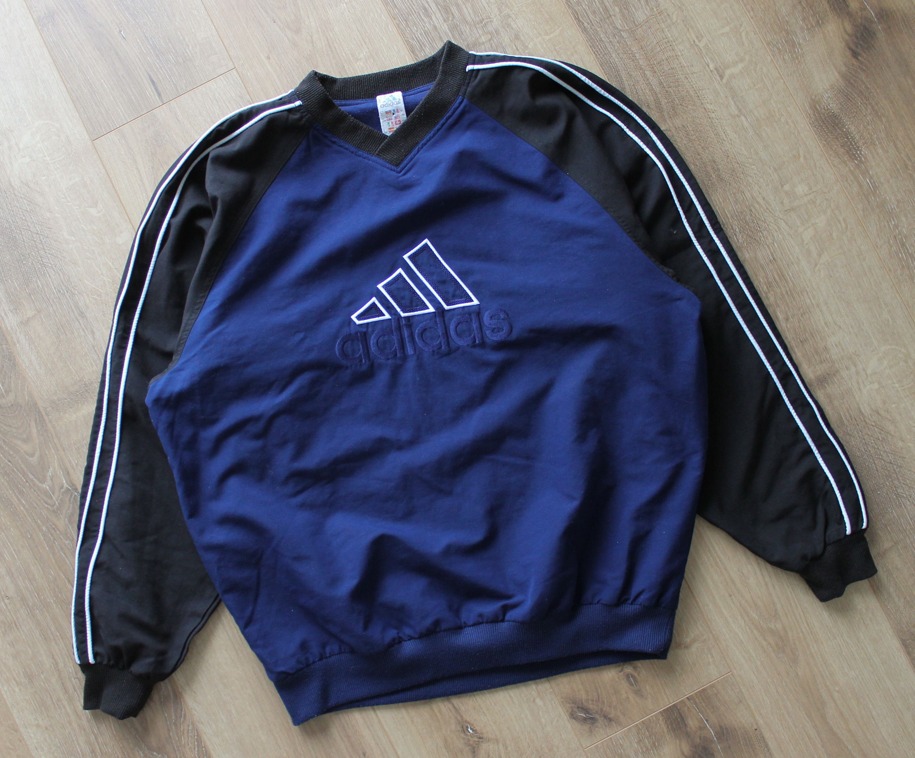 Adidas Vintage Adidas Big Logo sweatshirt Size US L / EU 52-54 / 3 - 2 Thumbnail